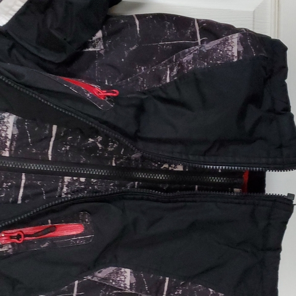 Winter jacket - Picture 2 of 5